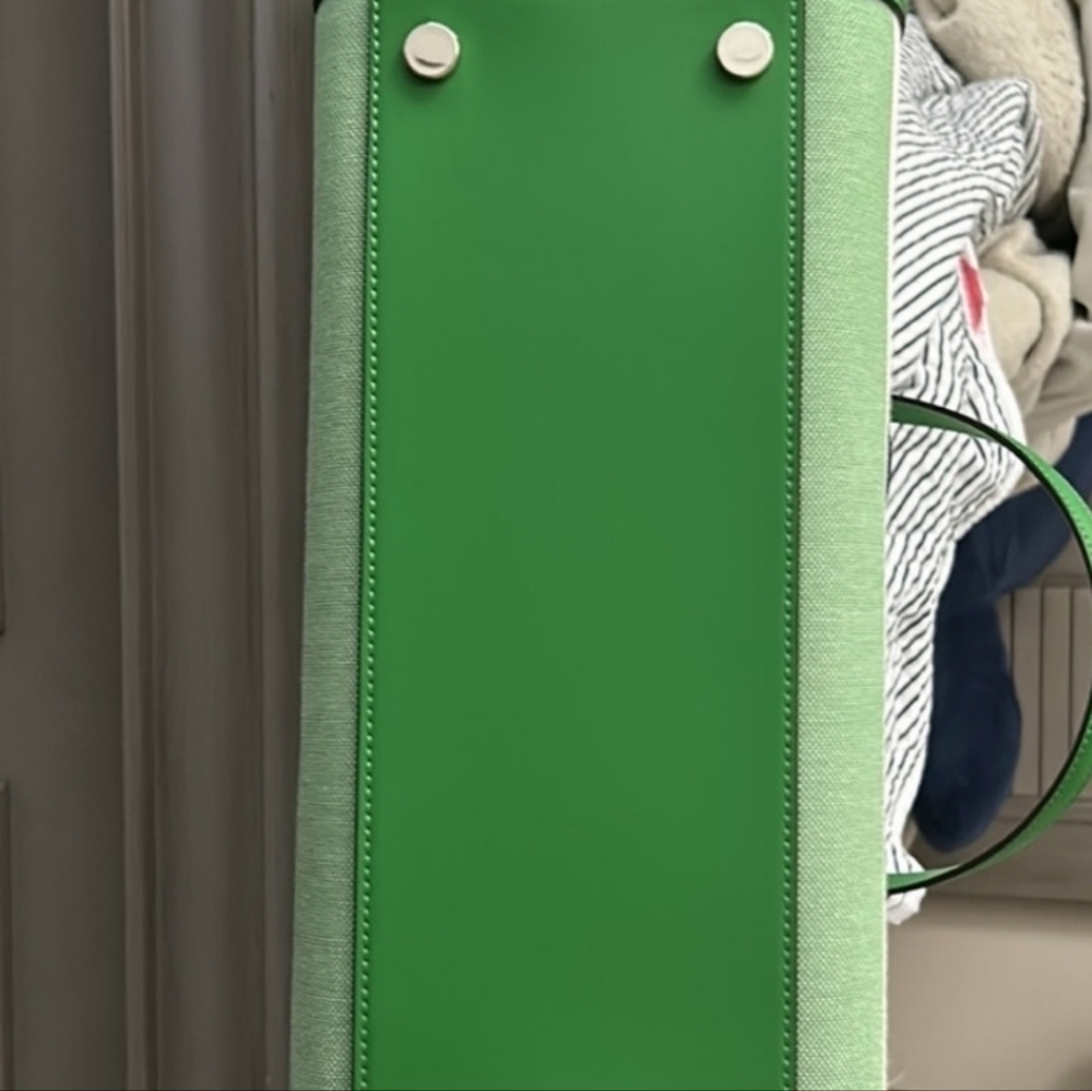 💚🔹️ KATE SPADE🔹️ Market Cabana Canvas Medium Tote ✨️💚 - Picture 9 of 10
